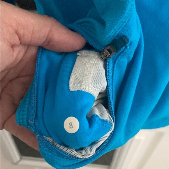 Lululemon Blue Long Sleeve Athletic Half Zip Top - Size 8 - Picture 6 of 6